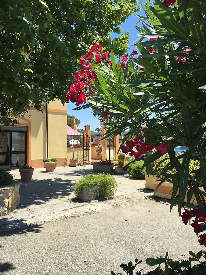 Hotel Il Malandrone Rosignano Marittimo 3*,  Italy